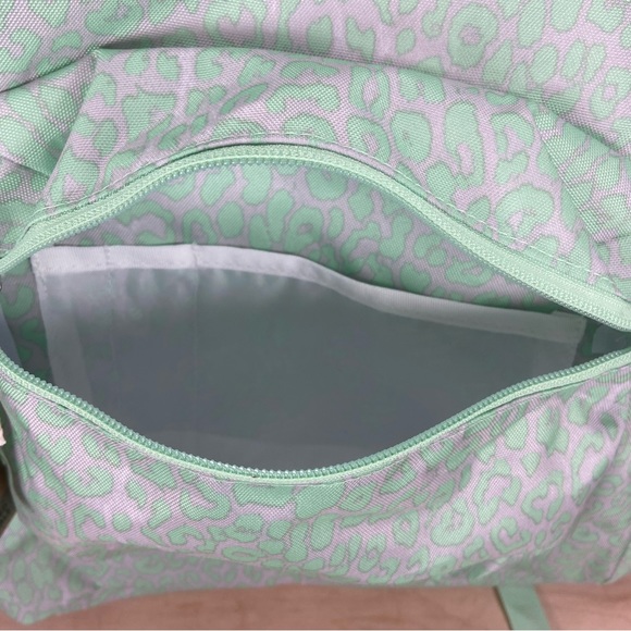 JanSport Backpack Cross Town Digital Cheetah Print School Bag Lime Grey NWT - Picture 4 of 6